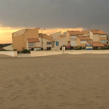 Les balcons de la Medtirrannée front de mer Narbonne-Plage Esterno foto